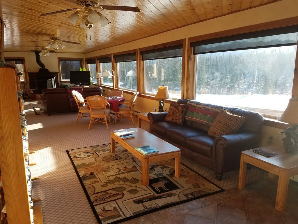 Denali Touch Of Wilderness B&B ฮีลี ภายนอก รูปภาพ