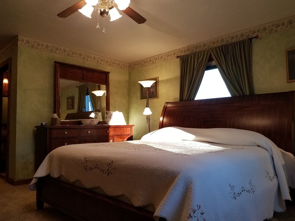 Denali Touch Of Wilderness B&B ฮีลี ภายนอก รูปภาพ