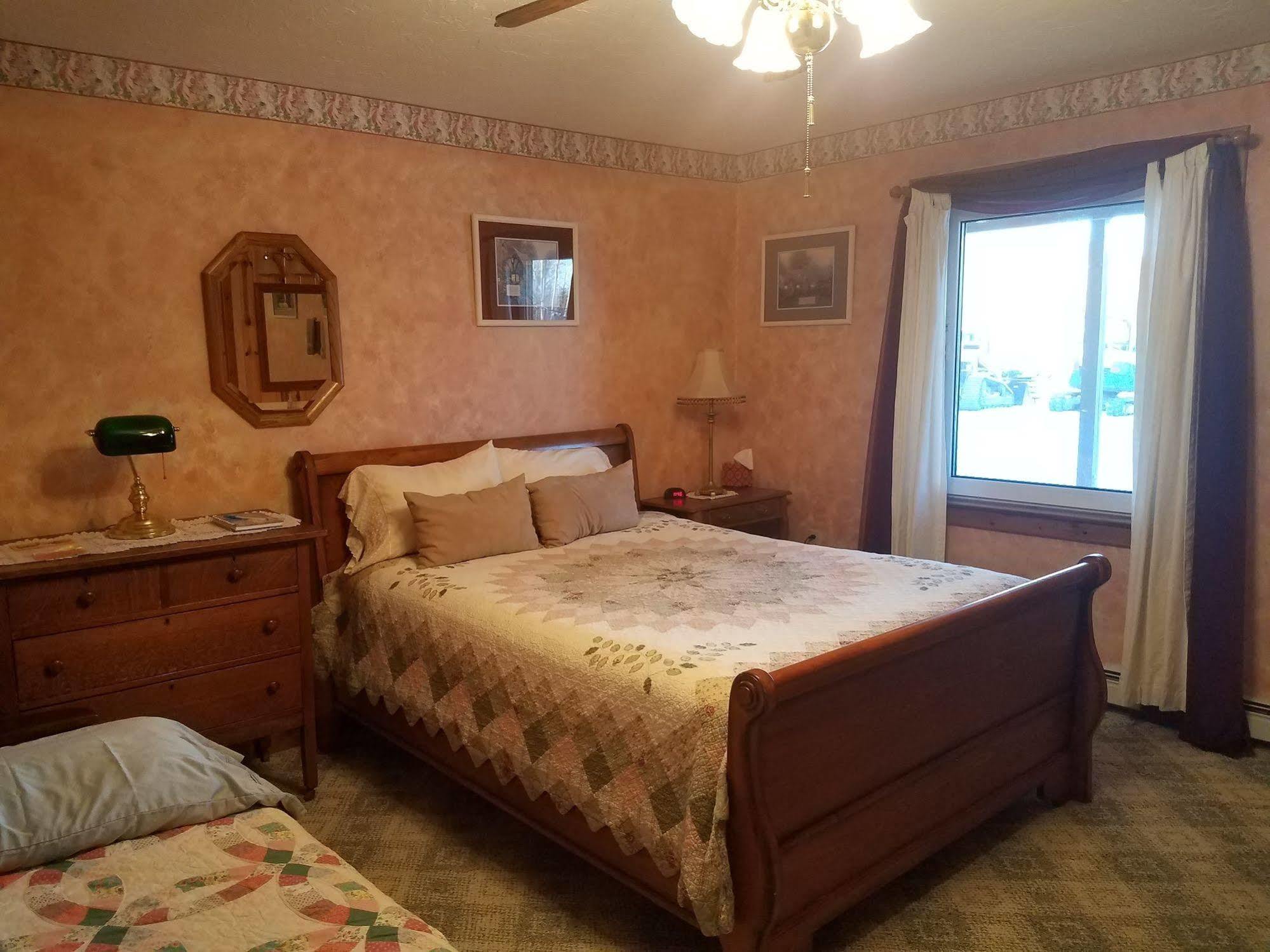 Denali Touch Of Wilderness B&B ฮีลี ภายนอก รูปภาพ