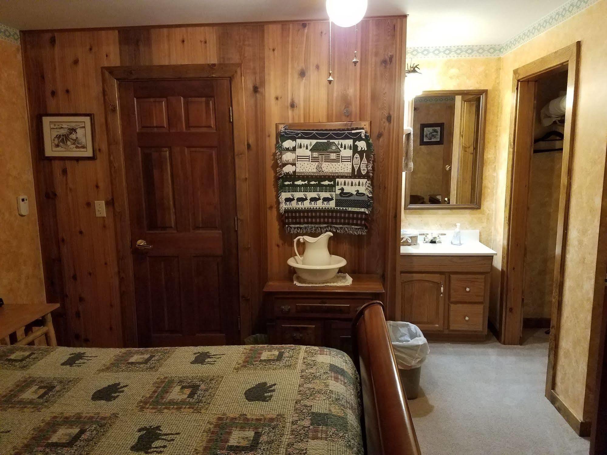 Denali Touch Of Wilderness B&B ฮีลี ภายนอก รูปภาพ